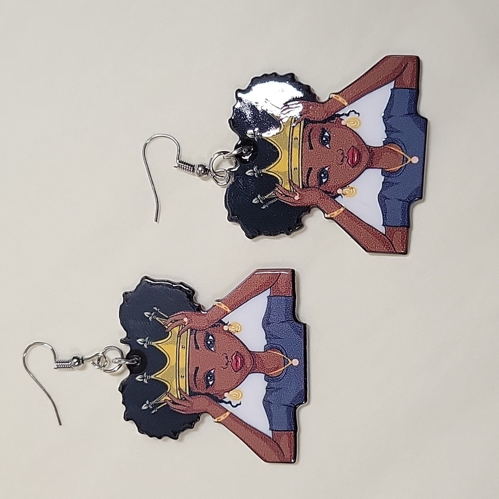 Royal Afro Queen Lightweight Drop Earrings - Picture 6 of 6